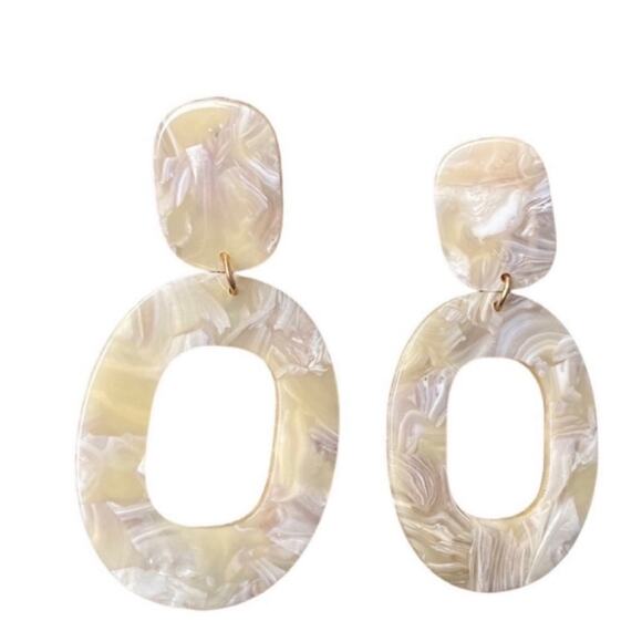 Cream Acrylic Geometric Drop Earrings - Picture 1 of 3